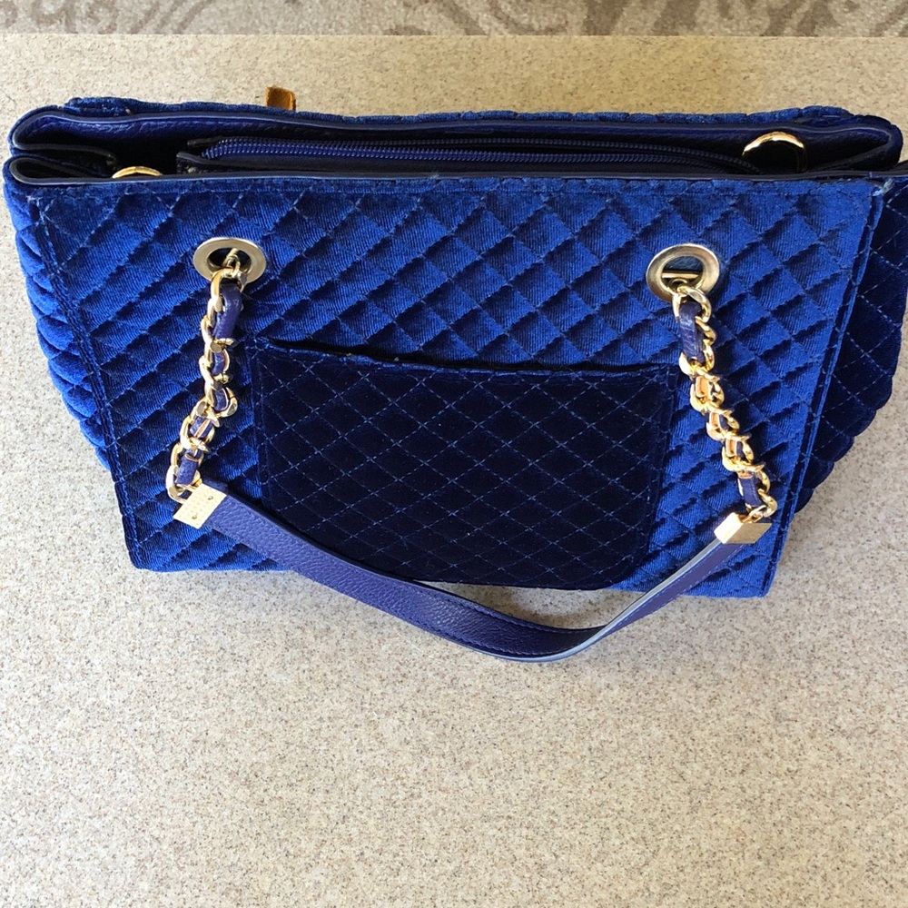 Elegant Blue Velvet Quilted Handbag
